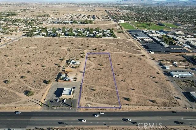 14236 Main, Hesperia, CA 92345
