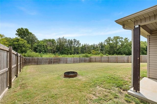 313 Woodcreek Street, Lowell, AR 72745