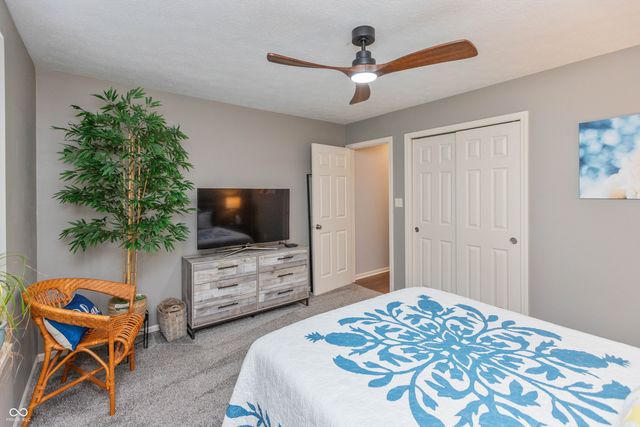 9509 Summer Ridge Place, Indianapolis, IN 46260