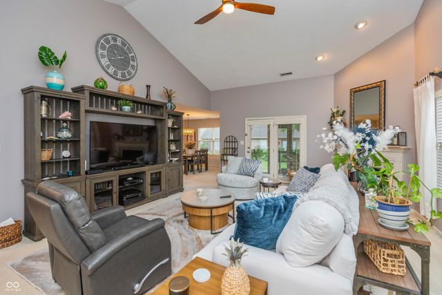 9509 Summer Ridge Place, Indianapolis, IN 46260
