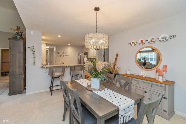9509 Summer Ridge Place, Indianapolis, IN 46260
