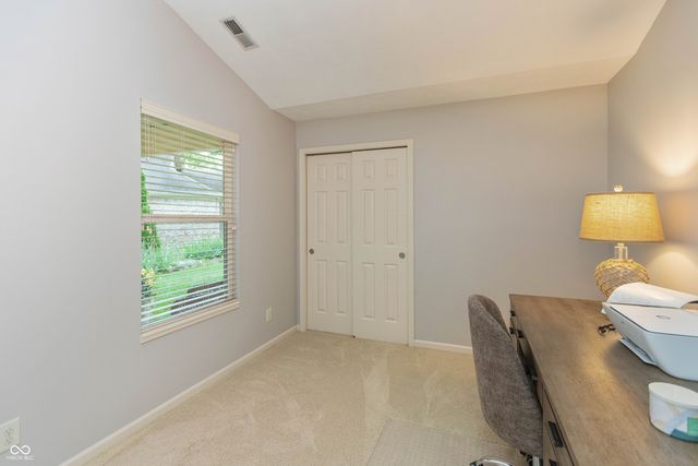 9509 Summer Ridge Place, Indianapolis, IN 46260