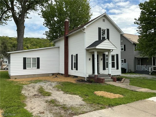 4763 Rutledge Street SE, Dennison, OH 44621