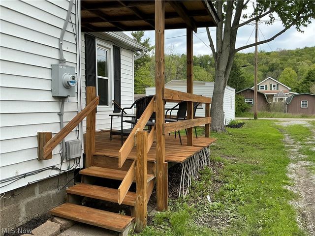 4763 Rutledge Street SE, Dennison, OH 44621
