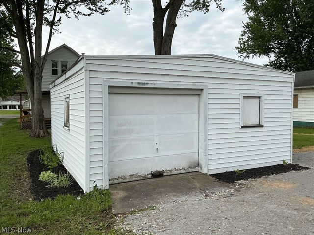 4763 Rutledge Street SE, Dennison, OH 44621