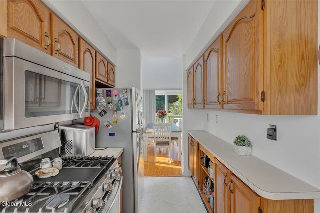 7048 Suzanne Lane, Guilderland, NY 12303