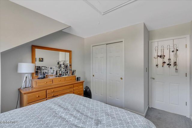 7048 Suzanne Lane, Guilderland, NY 12303