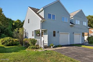 7048 Suzanne Lane, Guilderland, NY 12303