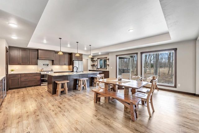 2442 LOXLEY COURT, Suamico, WI 54173