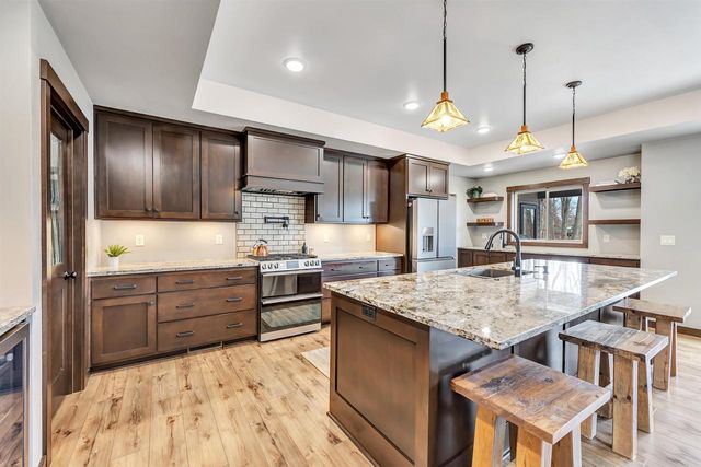 2442 LOXLEY COURT, Suamico, WI 54173