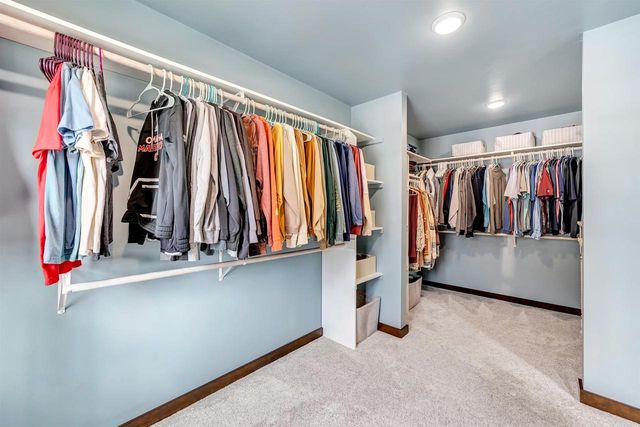 2442 LOXLEY COURT, Suamico, WI 54173