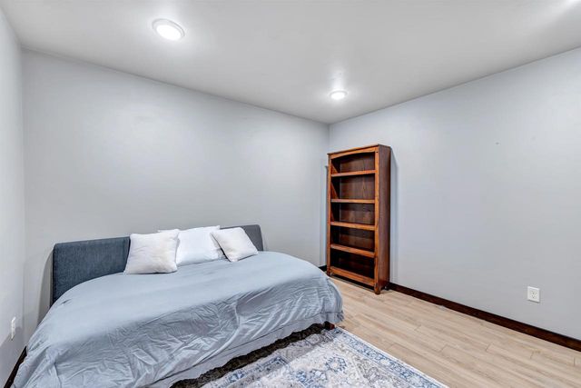 2442 LOXLEY COURT, Suamico, WI 54173