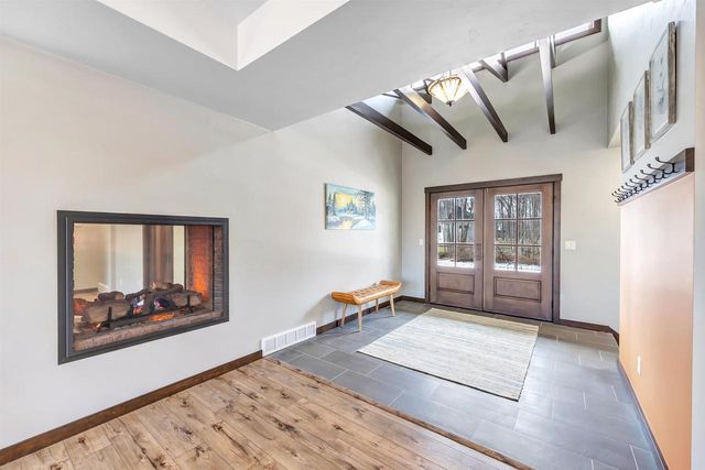 2442 LOXLEY COURT, Suamico, WI 54173