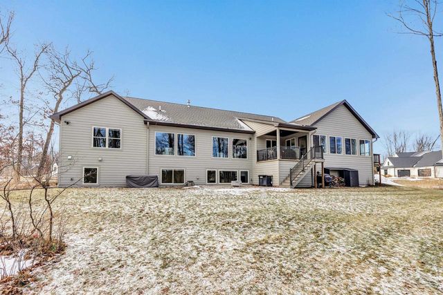 2442 LOXLEY COURT, Suamico, WI 54173