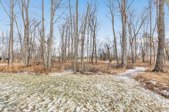 2442 LOXLEY COURT, Suamico, WI 54173