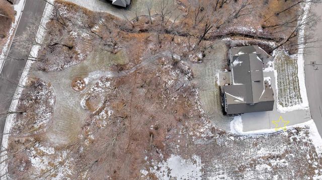 2442 LOXLEY COURT, Suamico, WI 54173