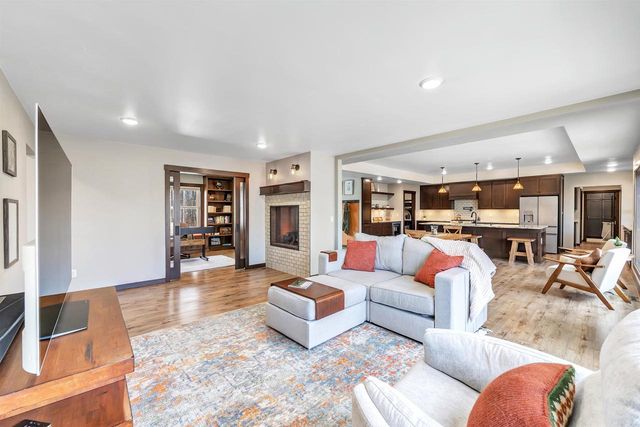 2442 LOXLEY COURT, Suamico, WI 54173