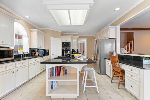 3303 Amber Forest Drive, Houston, TX 77068