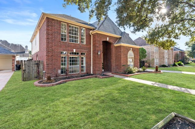 3303 Amber Forest Drive, Houston, TX 77068
