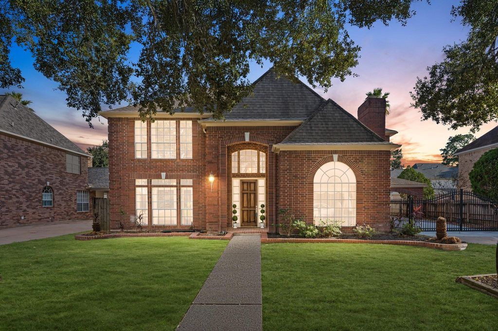 3303 Amber Forest Drive, Houston, TX 77068