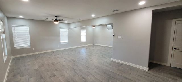 104 Hub, Alice, TX 78332