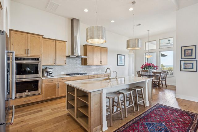 328 Barbaro DR, Austin, TX 78737