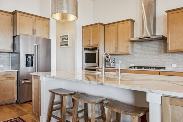 328 Barbaro DR, Austin, TX 78737