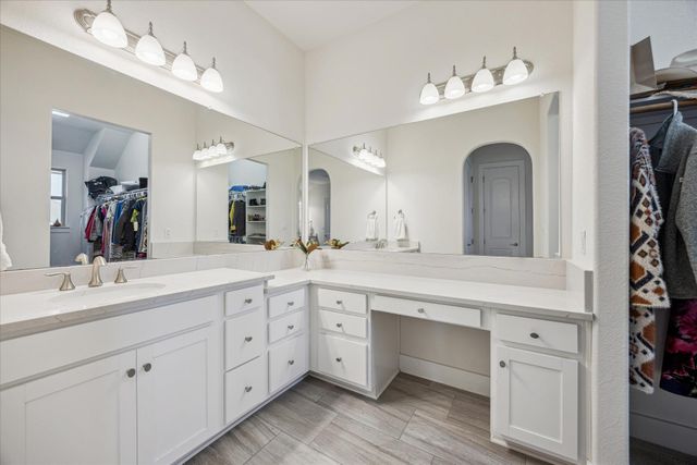 328 Barbaro DR, Austin, TX 78737