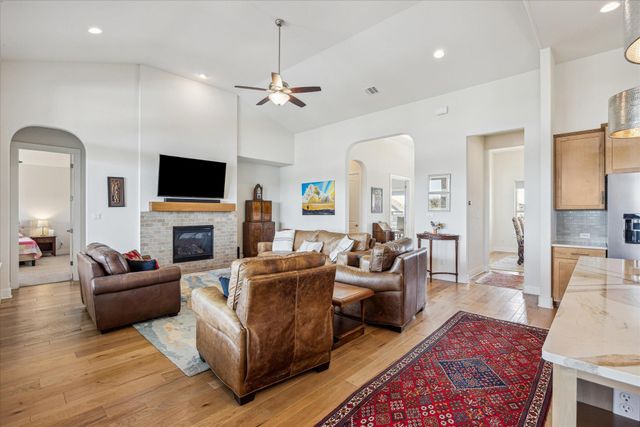 328 Barbaro DR, Austin, TX 78737