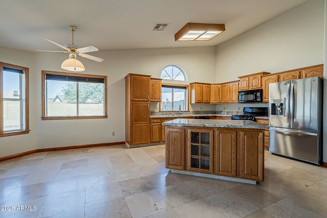 8844 W CAVALIER Drive, Glendale, AZ 85305