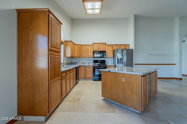 8844 W CAVALIER Drive, Glendale, AZ 85305