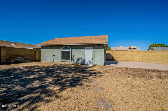 8844 W CAVALIER Drive, Glendale, AZ 85305