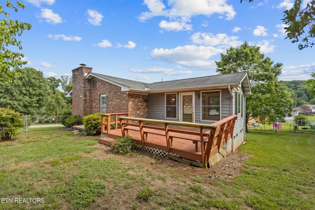 1025 Lancewood Drive, Knoxville, TN 37920
