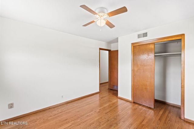 1025 Lancewood Drive, Knoxville, TN 37920
