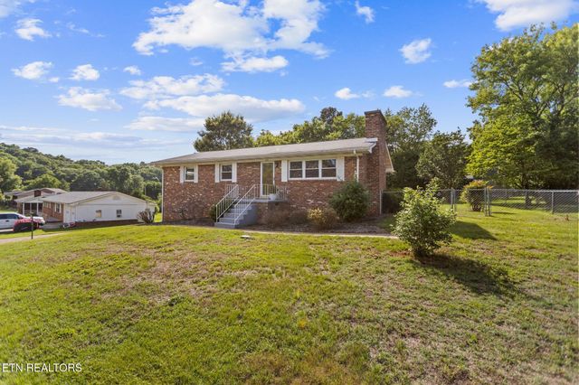 1025 Lancewood Drive, Knoxville, TN 37920