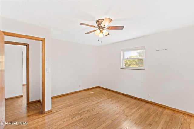 1025 Lancewood Drive, Knoxville, TN 37920