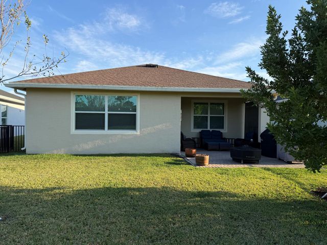 408 SE Mulberry Way, Port St Lucie, FL 34984