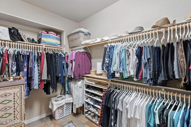 2323 S Via Pompilo, Green Valley, AZ 85614