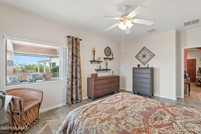 2323 S Via Pompilo, Green Valley, AZ 85614