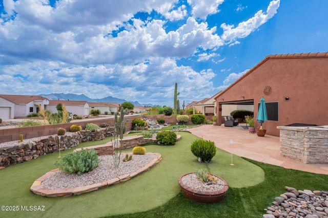 2323 S Via Pompilo, Green Valley, AZ 85614