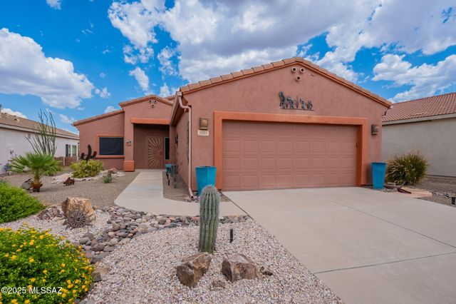 2323 S Via Pompilo, Green Valley, AZ 85614