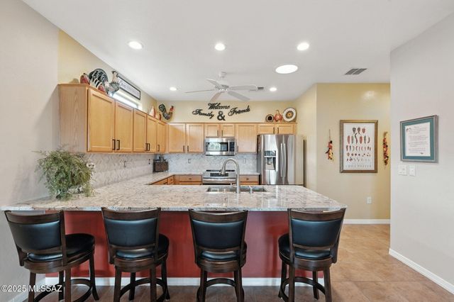 2323 S Via Pompilo, Green Valley, AZ 85614