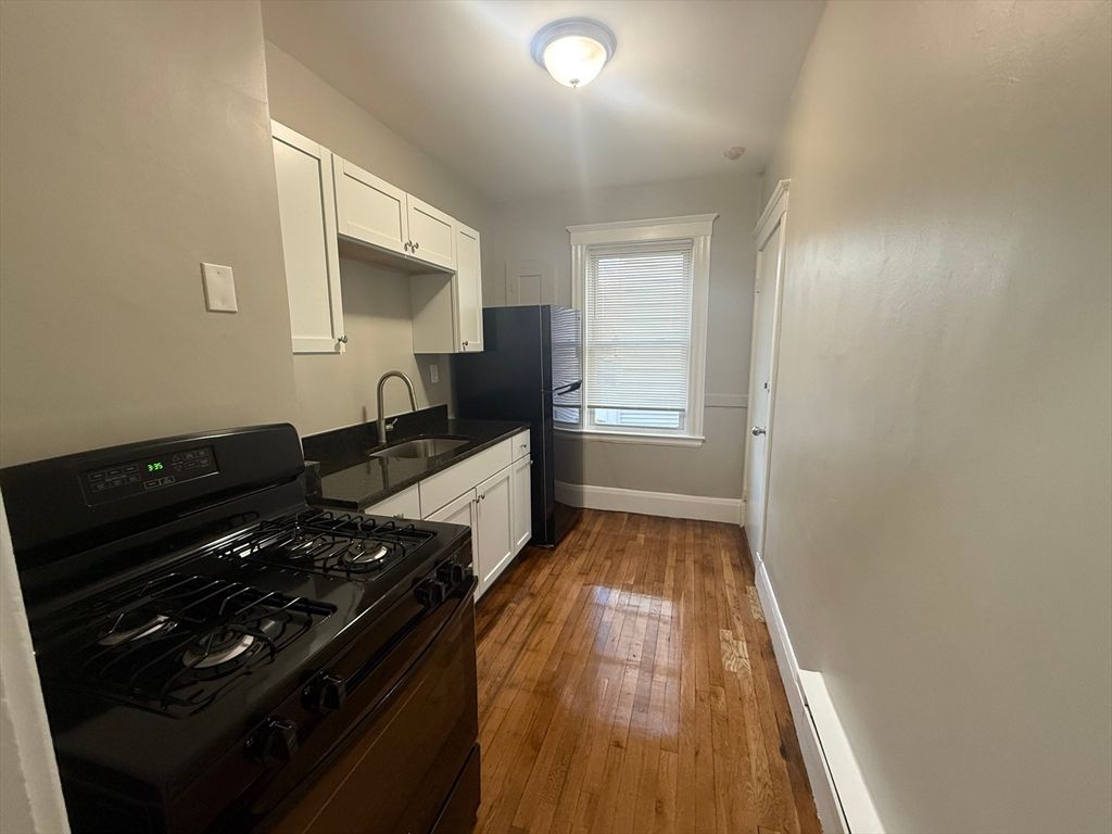 135-137 Lawton Ave 6, Lynn, MA 01902