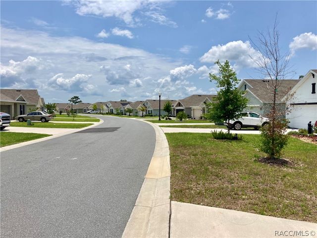 614 W Fairways View Drive, Beverly Hills, FL 34465