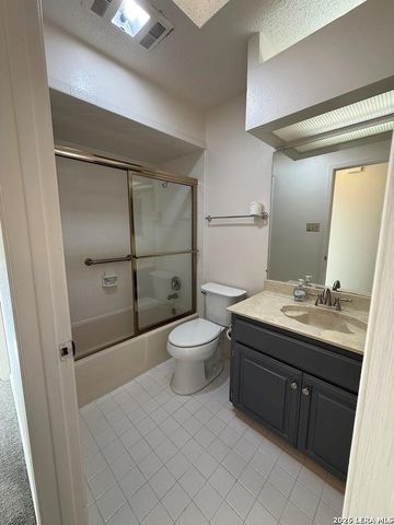 116 Campbell Dr Unit 16, Canyon Lake, TX 78133