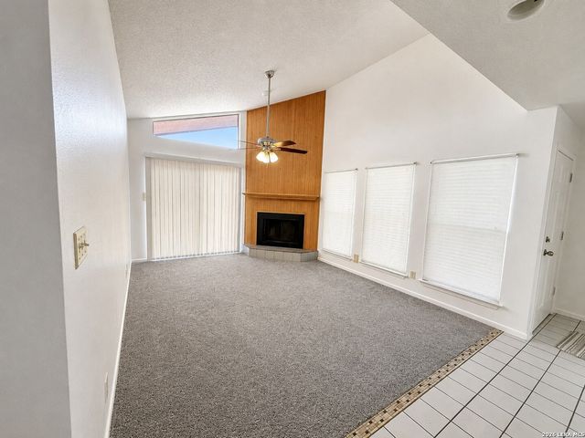 116 Campbell Dr Unit 16, Canyon Lake, TX 78133