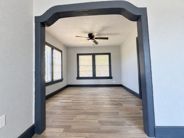 522 N Austin Avenue, Denison, TX 75020