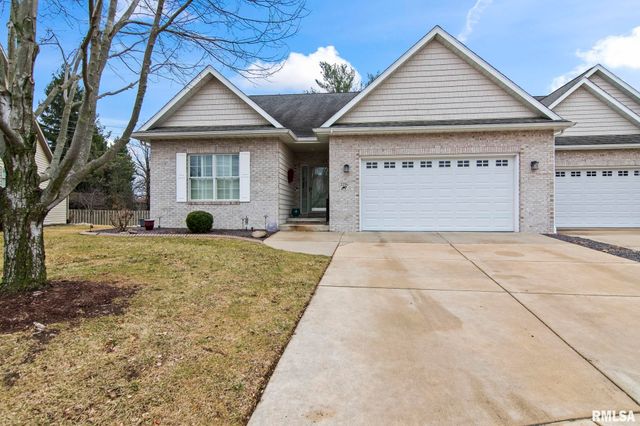 2216 Charlack Avenue, Springfield, IL 62704