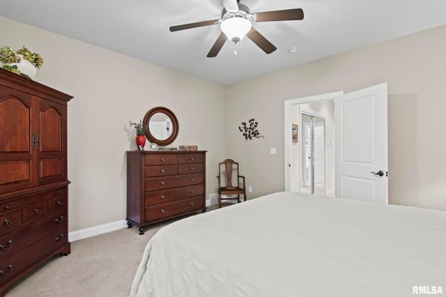 2216 Charlack Avenue, Springfield, IL 62704