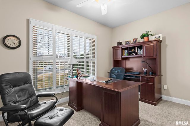 2216 Charlack Avenue, Springfield, IL 62704